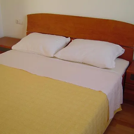 Apartment Lovric Primošten